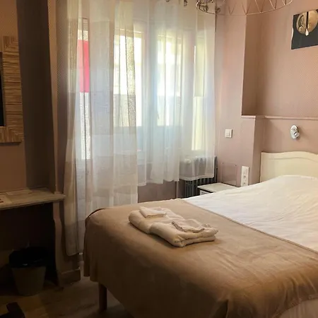 Logis Des Causses 3* Millau