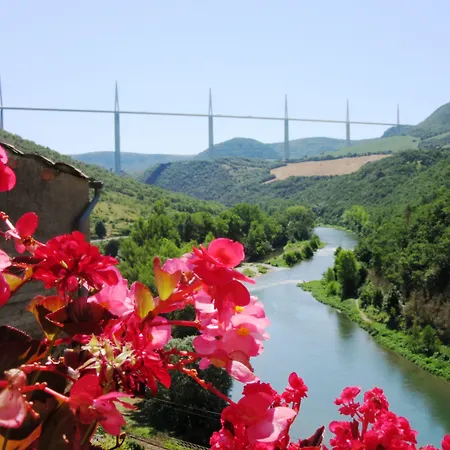 Logis Des Causses 3*