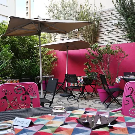 Logis Des Causses Hotel 3*