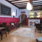 Logis Des Causses ホテル ミヨー