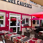 Logis Des Causses ミヨー