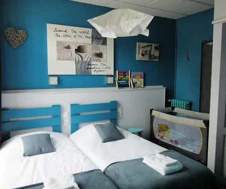 Hotel Logis Des Causses 3*