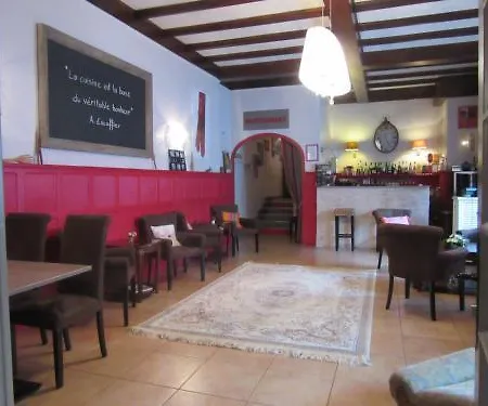 Logis Des Causses מלון מילאו