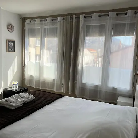 Logis Des Causses Hotel