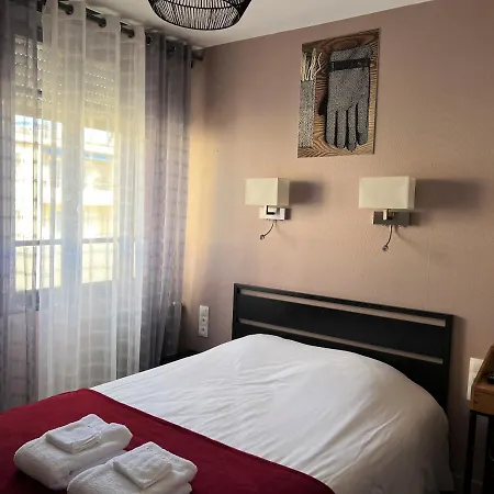 Logis Des Causses 3* Millau