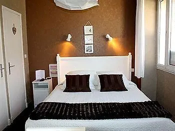 Logis Des Causses Hotel 3*