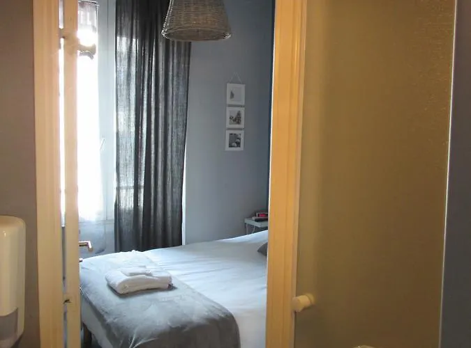 Logis Des Causses Hotel